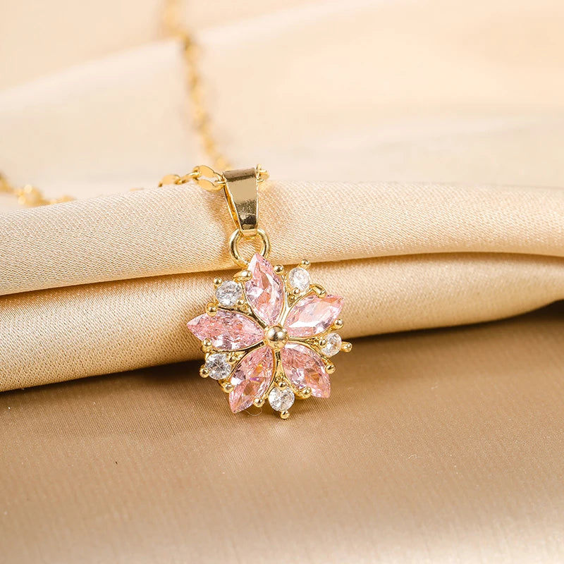 Colar Rosa Delicada Cristal